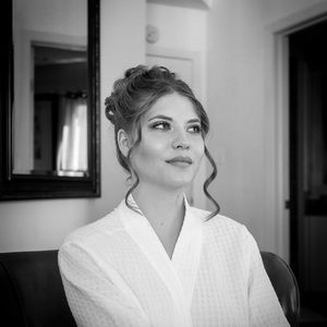 Meet your Posher, Deidra